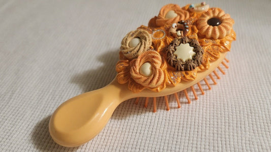 Handmade Decorative Mini Hairbrush – Dessert Theme
